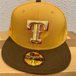 Texas Rangers “Golden Glove” Hat